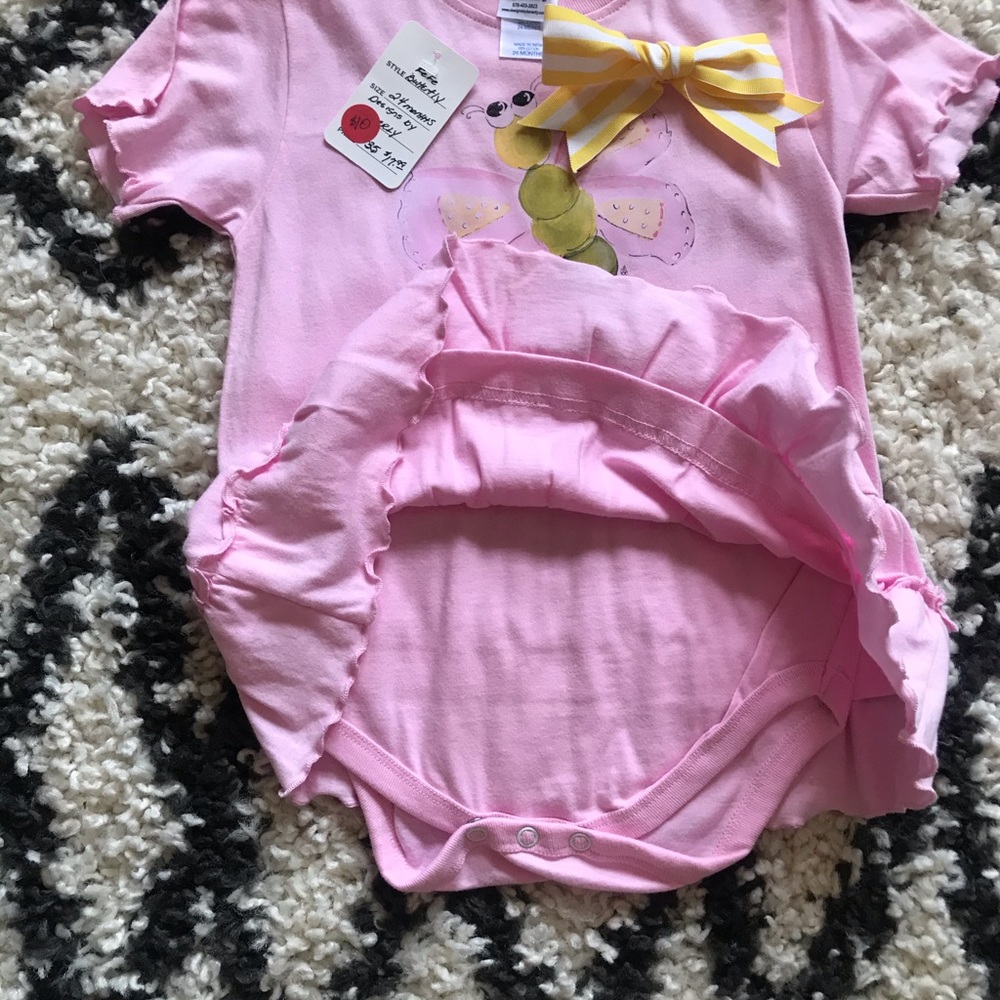 NWT Pink Ruffled Onesie - Picture 3 of 4